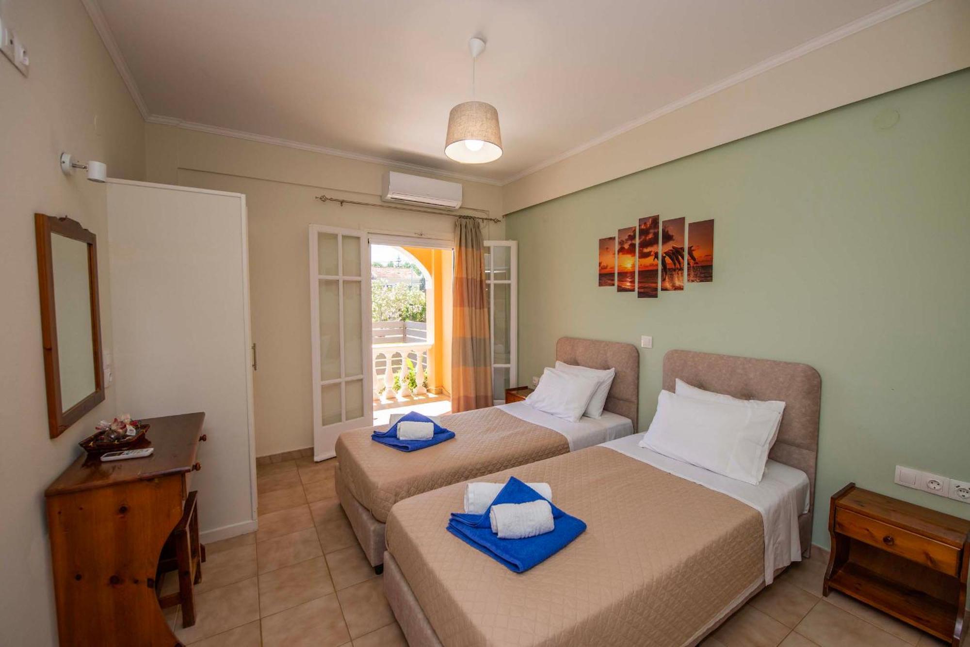 Zoe Boutique Apartment Ахарави Экстерьер фото